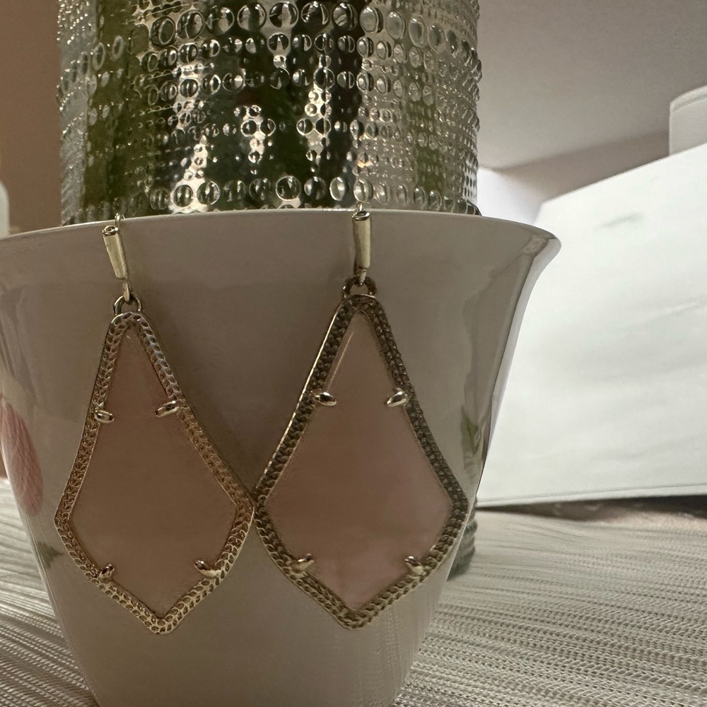 Kendra Scott Alex Drop Earrings in Rose Quartz